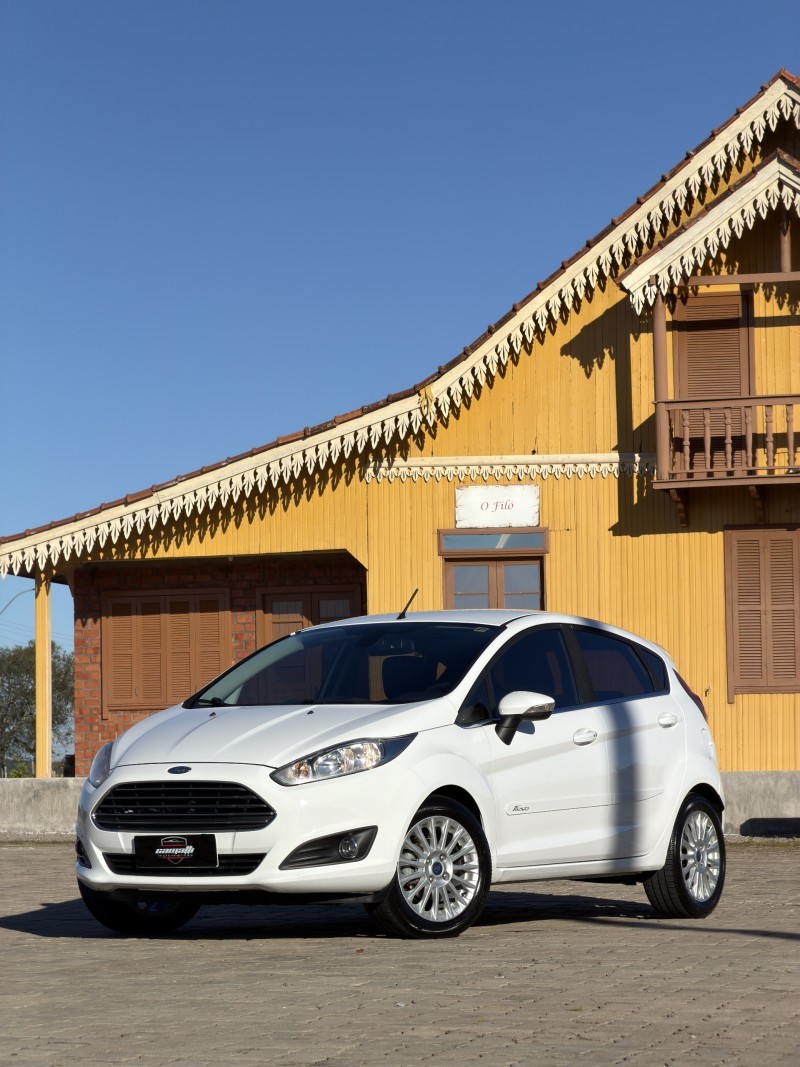 FIESTA 1.6 TITANIUM HATCH 16V FLEX 4P AUTOMÁTICO - 2016 - ANTôNIO PRADO
