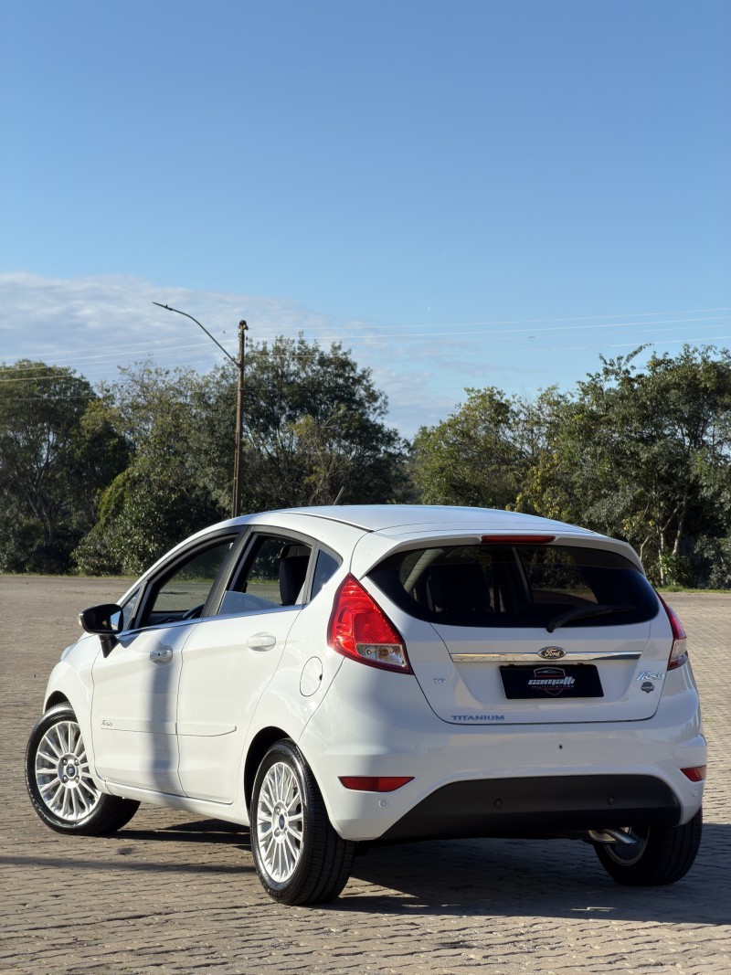 FIESTA 1.6 TITANIUM HATCH 16V FLEX 4P AUTOMÁTICO - 2016 - ANTôNIO PRADO