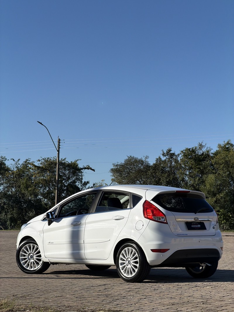FIESTA 1.6 TITANIUM HATCH 16V FLEX 4P AUTOMÁTICO - 2016 - ANTôNIO PRADO