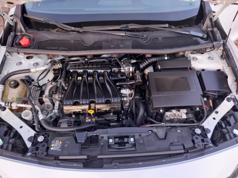 FLUENCE 2.0 DYNAMIQUE PLUS 16V FLEX 4P AUTOMÁTICO - 2016 - CAXIAS DO SUL