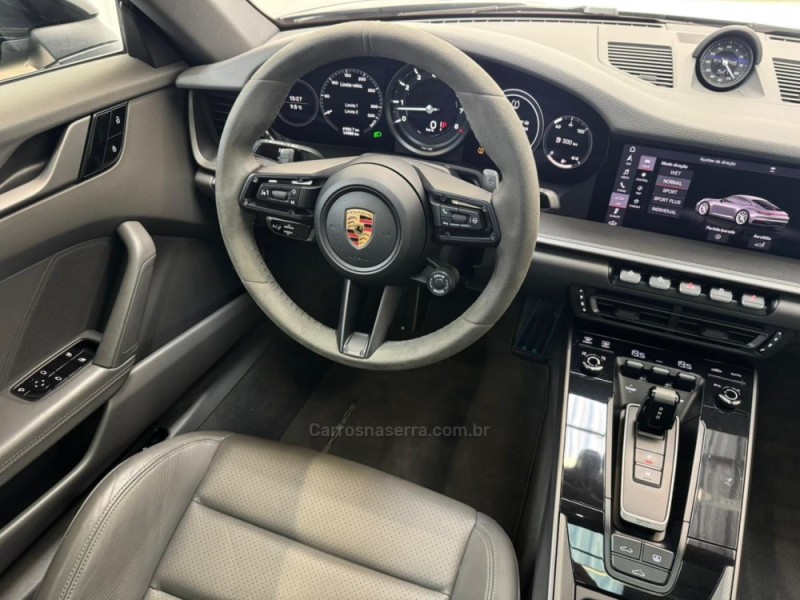 911 3.0 CARRERA COUPÉ AUTOMÁTICO - 2021 - CASCA