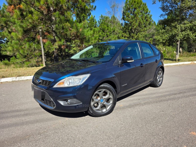 focus 2.0 titanium hatch 16v flex 4p automatico 2013 bento goncalves