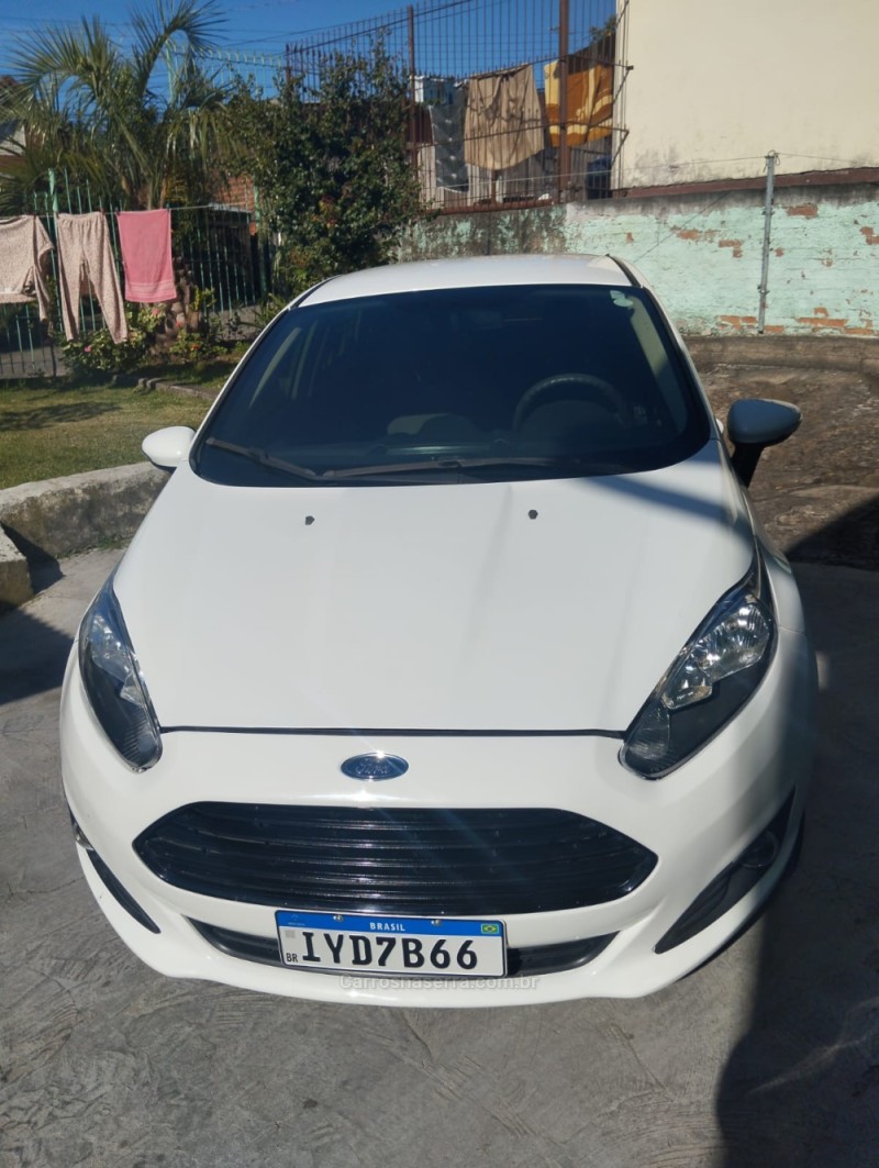 FIESTA 1.6 SEL SEDAN 16V FLEX 4P MANUAL  - 2017 - FARROUPILHA
