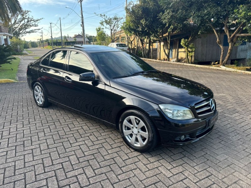 C 200 1.8 CGI AVANTGARDE 16V GASOLINA 4P AUTOMÁTICO - 2010 - IGREJINHA