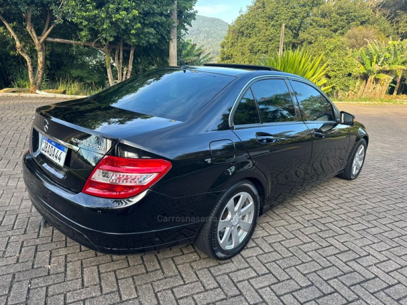 C 200 1.8 CGI AVANTGARDE 16V GASOLINA 4P AUTOMÁTICO - 2010 - IGREJINHA