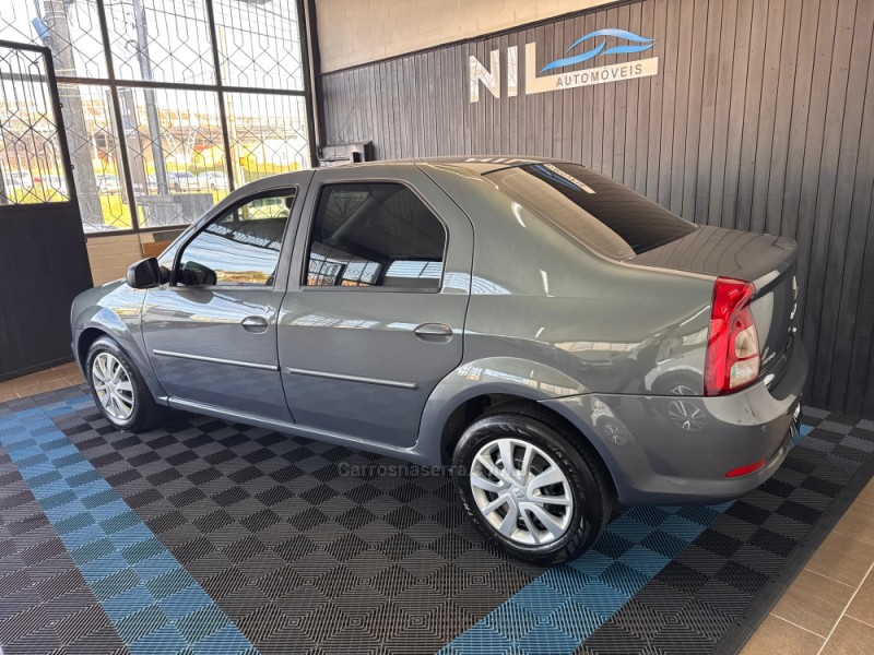 LOGAN 1.6 EXPRESSION 8V FLEX 4P MANUAL - 2012 - CAXIAS DO SUL