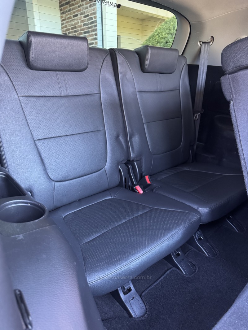 SORENTO 3.3 EX V6 24V GASOLINA 4P 7 LUGARES AUTOMATICO - 2014 - ENCANTADO