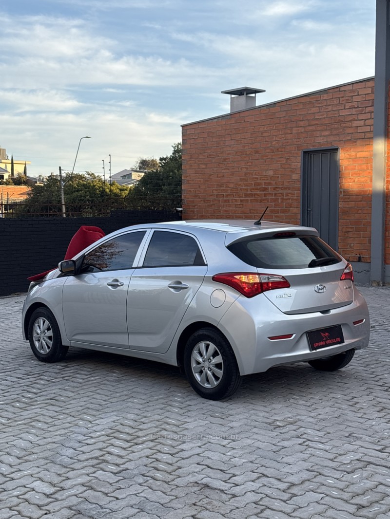 HB20 1.6 COMFORT PLUS 16V FLEX 4P MANUAL - 2013 - CAXIAS DO SUL