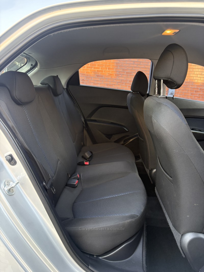 HB20 1.6 COMFORT PLUS 16V FLEX 4P MANUAL - 2013 - CAXIAS DO SUL