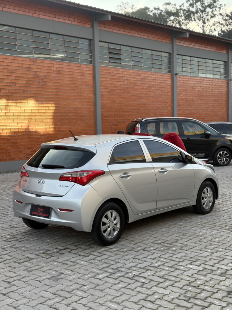 HB20 1.6 COMFORT PLUS 16V FLEX 4P MANUAL - 2013 - CAXIAS DO SUL