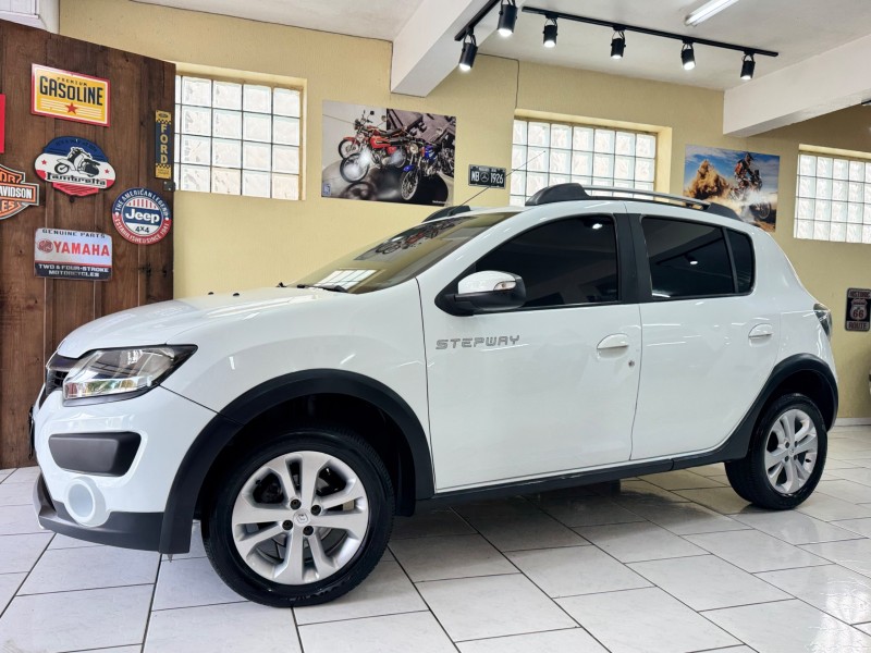 sandero 1.6 stepway 8v flex 4p manual 2015 caxias do sul