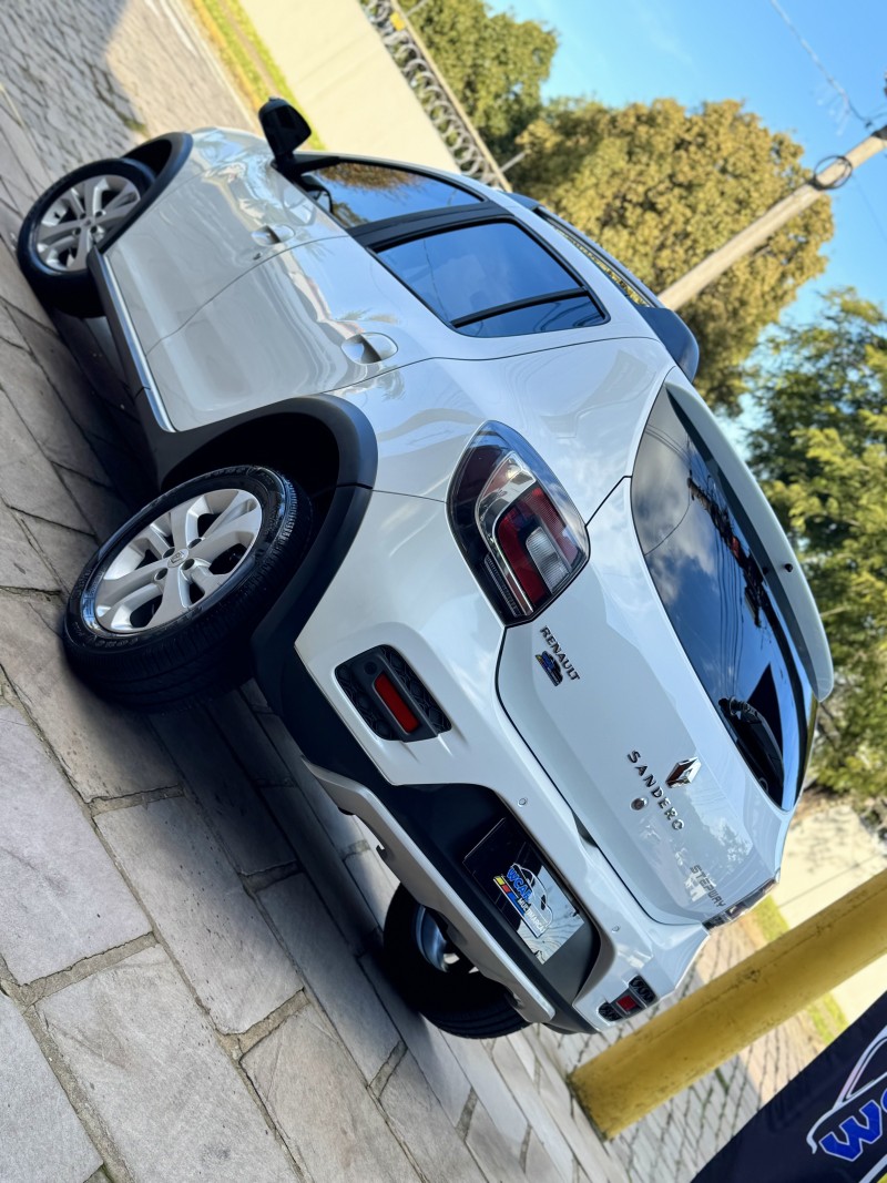SANDERO 1.6 STEPWAY 8V FLEX 4P MANUAL - 2015 - CAXIAS DO SUL