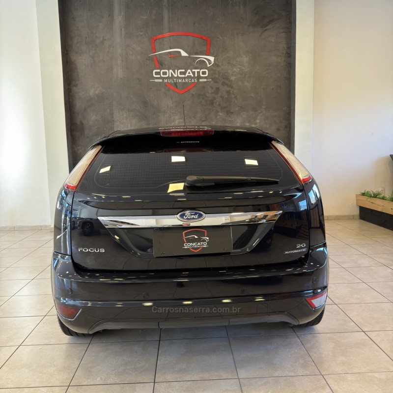 FOCUS 2.0 TITANIUM HATCH 16V FLEX 4P AUTOMÁTICO - 2013 - FARROUPILHA