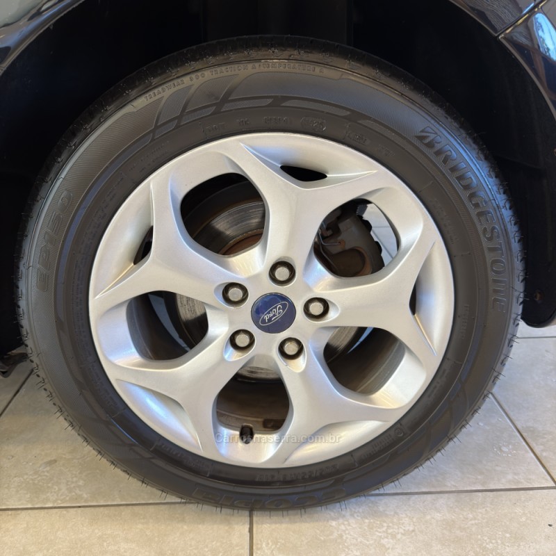 FOCUS 2.0 TITANIUM HATCH 16V FLEX 4P AUTOMÁTICO - 2013 - FARROUPILHA