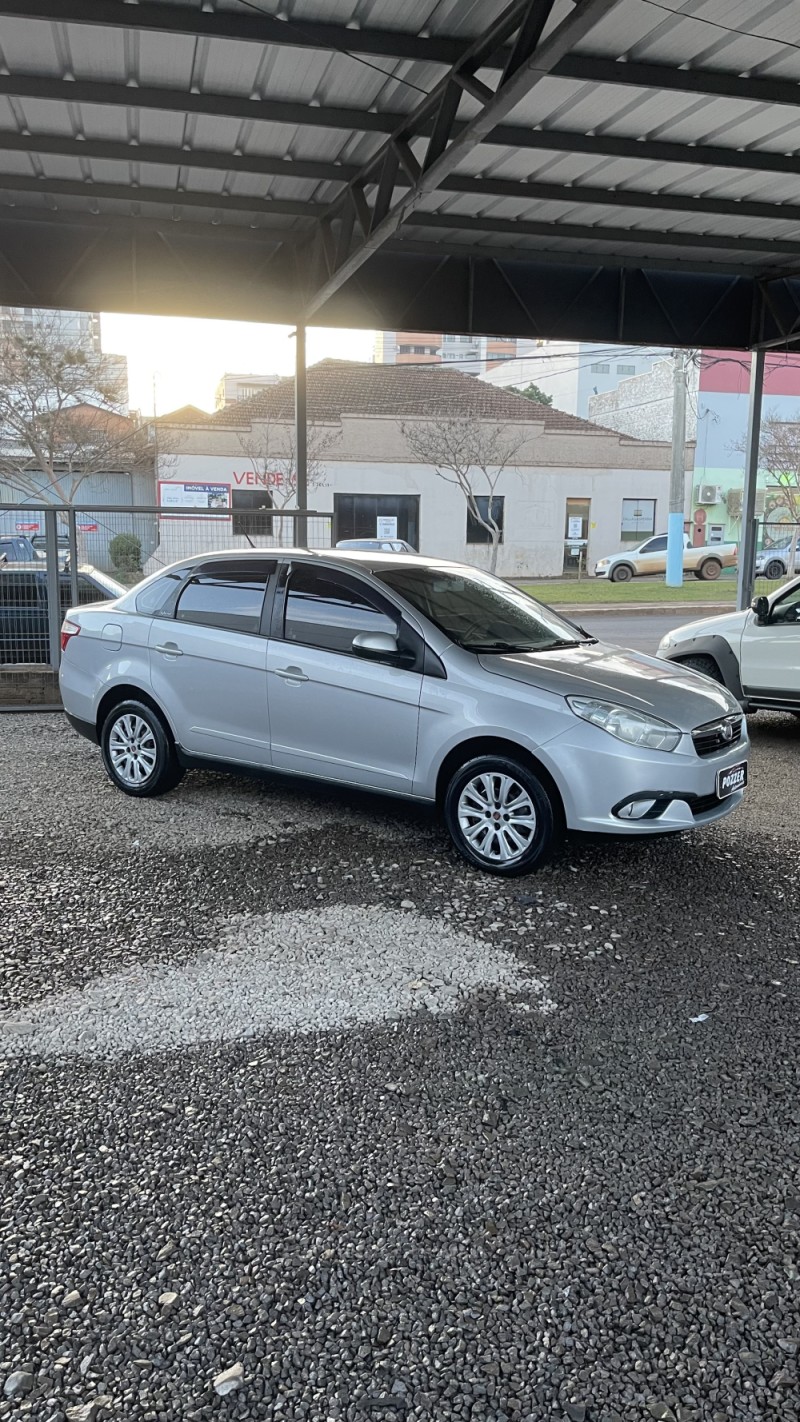 grand siena 1.6 16v flex 4p manual 2016 tapejara