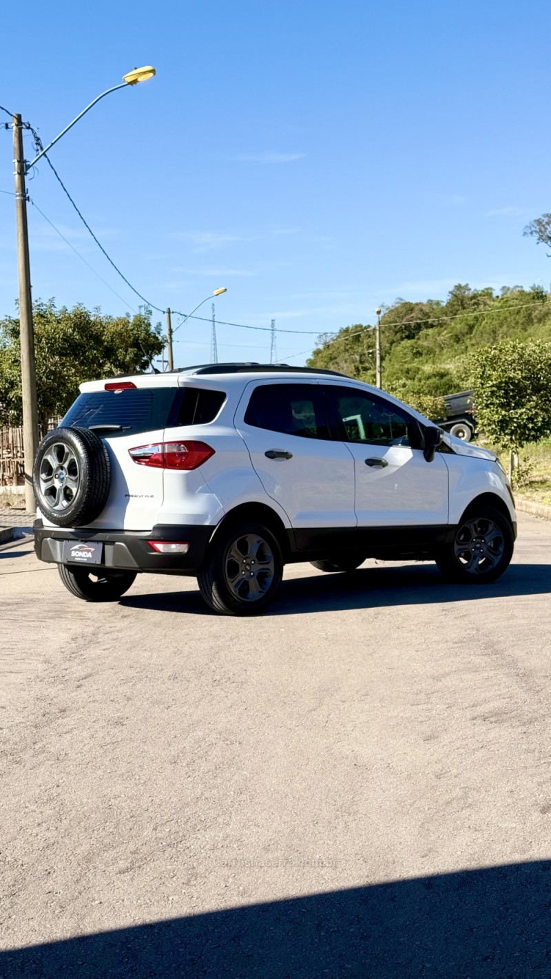 ECOSPORT 1.5 TIVCT FLEX FREESTYLE AUTOMÁTICO - 2019 - FLORES DA CUNHA