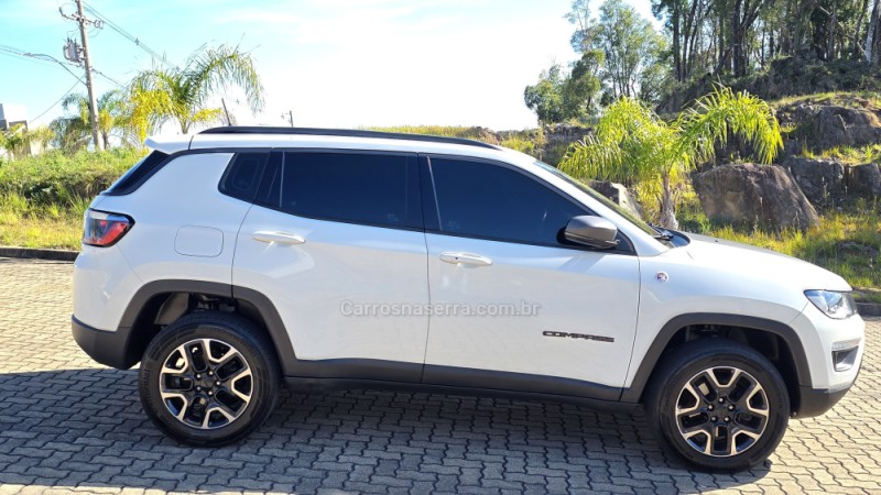 COMPASS 2.0 16V DIESEL TRAILHAWK 4X4 AUTOMÁTICO - 2018 - SãO MARCOS