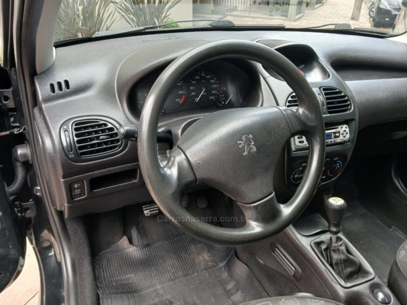 206 1.4 PRESENCE 8V FLEX 4P MANUAL - 2006 - BENTO GONçALVES