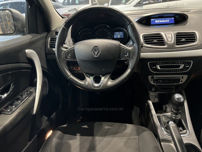 FLUENCE 2.0 DYNAMIQUE 16V FLEX 4P MANUAL - 2014 - CAXIAS DO SUL