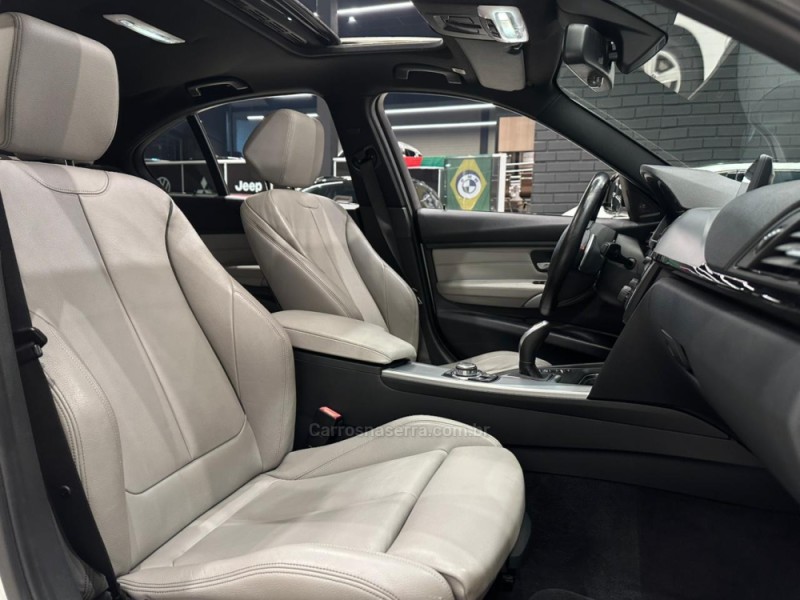 335I 3.0 SEDAN 24V GASOLINA 4P AUTOMÁTICO - 2012 - CAXIAS DO SUL