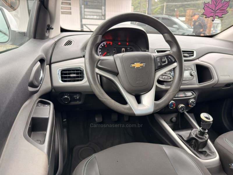 ONIX 1.0 LT PLUS 8V FLEX 4P MANUAL - 2019 - CANELA