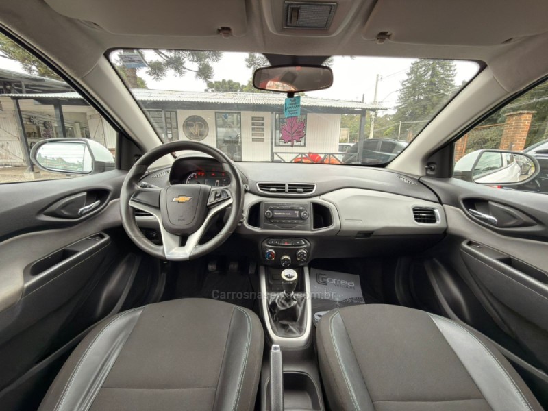 ONIX 1.0 LT PLUS 8V FLEX 4P MANUAL - 2019 - CANELA