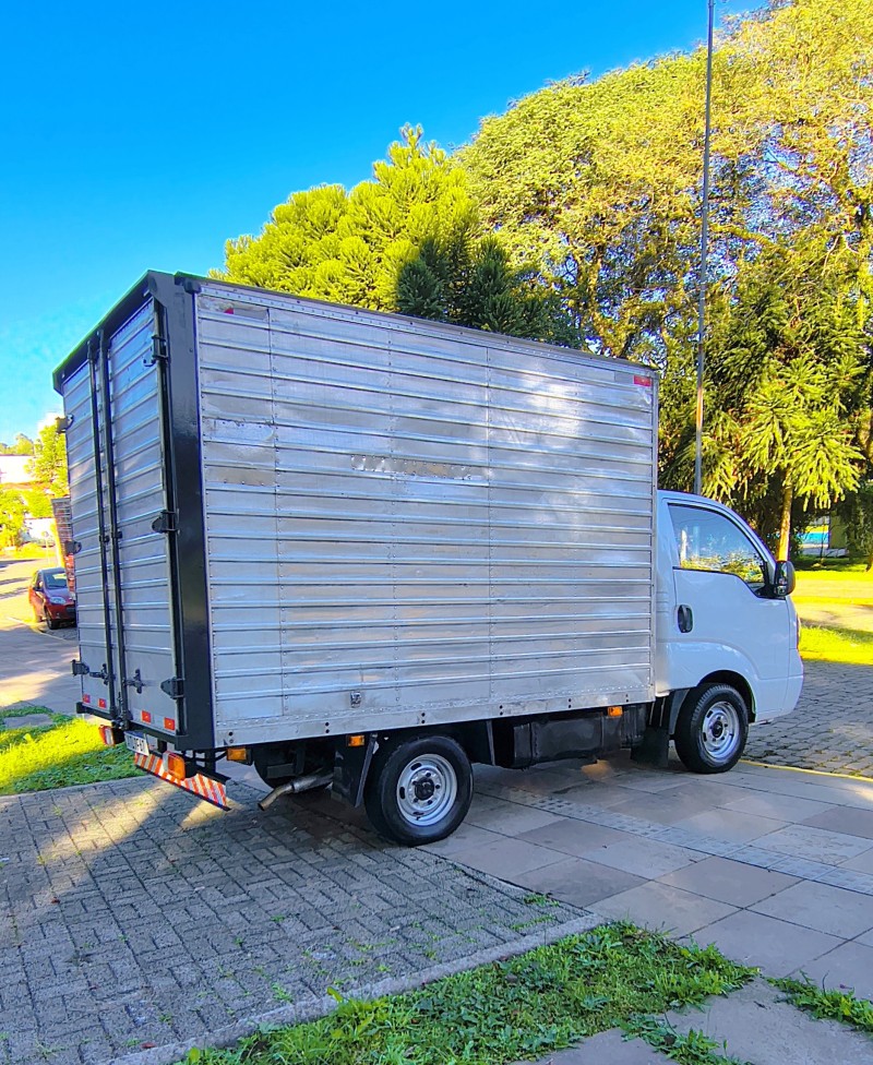 BONGO 2.5 K-2500 4X2 CS TURBO DIESEL 2P MANUAL - 2010 - FARROUPILHA