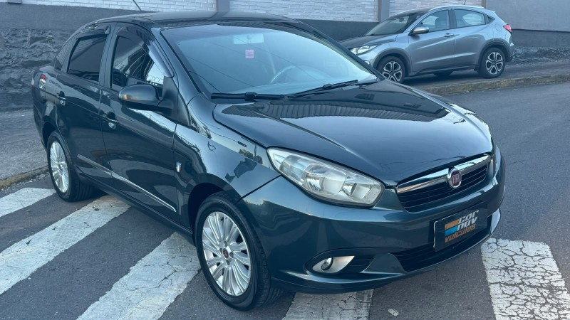 siena 1.6 mpi essence 16v flex 4p manual 2015 caxias do sul