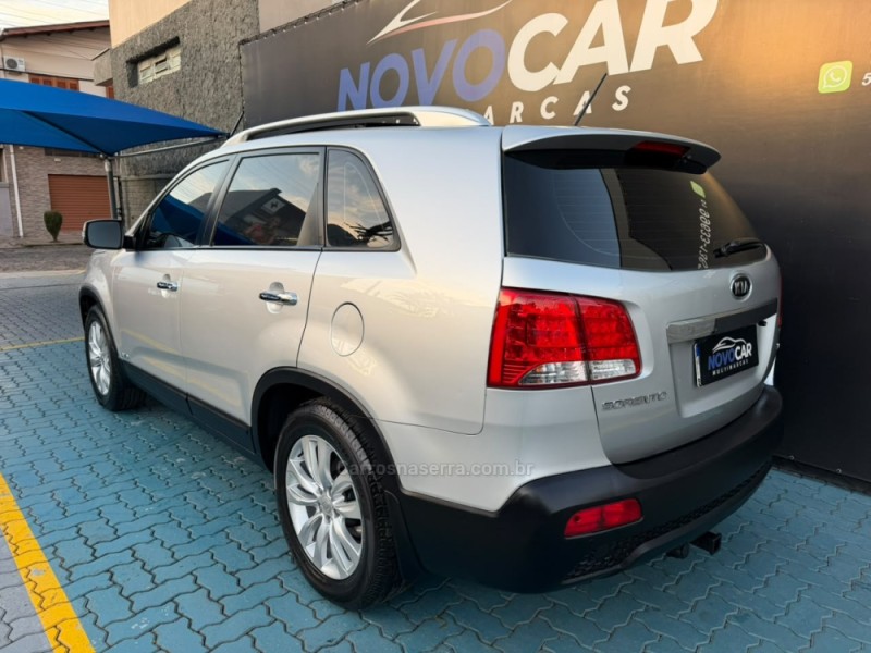 SORENTO 3.5 S.670 V6 4X4 24V GASOLINA 4P AUTOMÁTICO - 2011 - ESTâNCIA VELHA