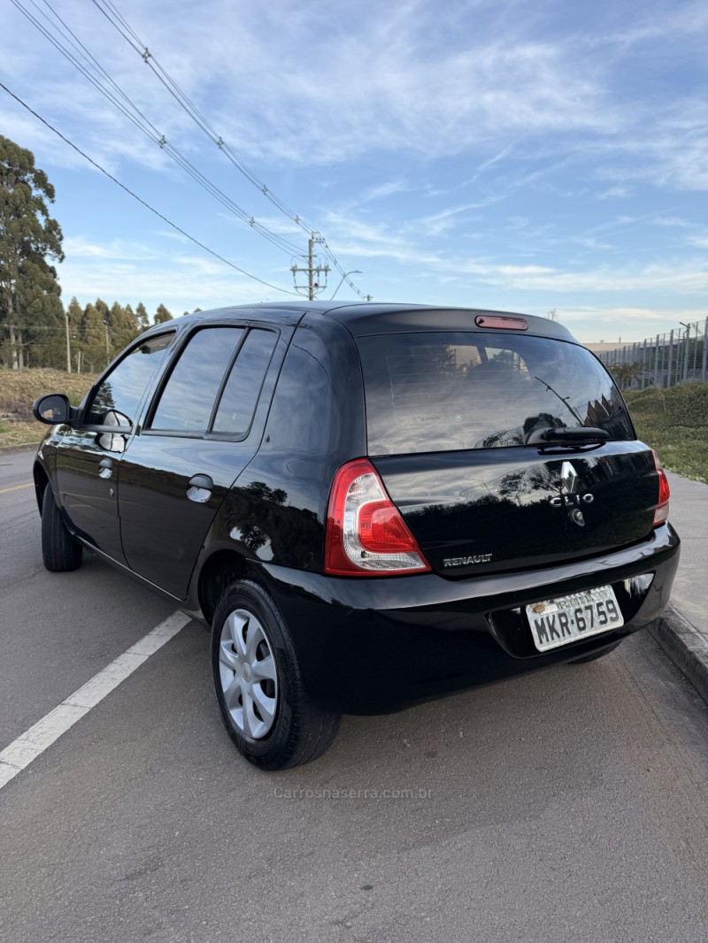 CLIO 1.0 EXPRESSION 16V HI-FLEX 4P MANUAL - 2013 - CAXIAS DO SUL