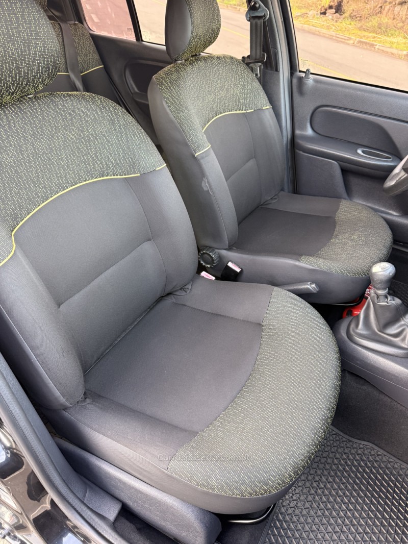 CLIO 1.0 EXPRESSION 16V HI-FLEX 4P MANUAL - 2013 - CAXIAS DO SUL
