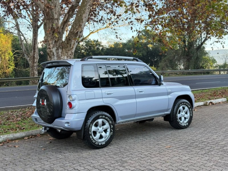 PAJERO TR4 2.0 4X4 16V FLEX 4P MANUAL - 2009 - DOIS IRMãOS