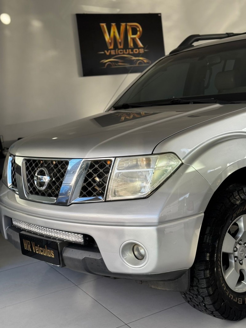 FRONTIER 2.5 LE 4X4 CD TURBO ELETRONIC DIESEL 4P MANUAL - 2011 - BENTO GONçALVES