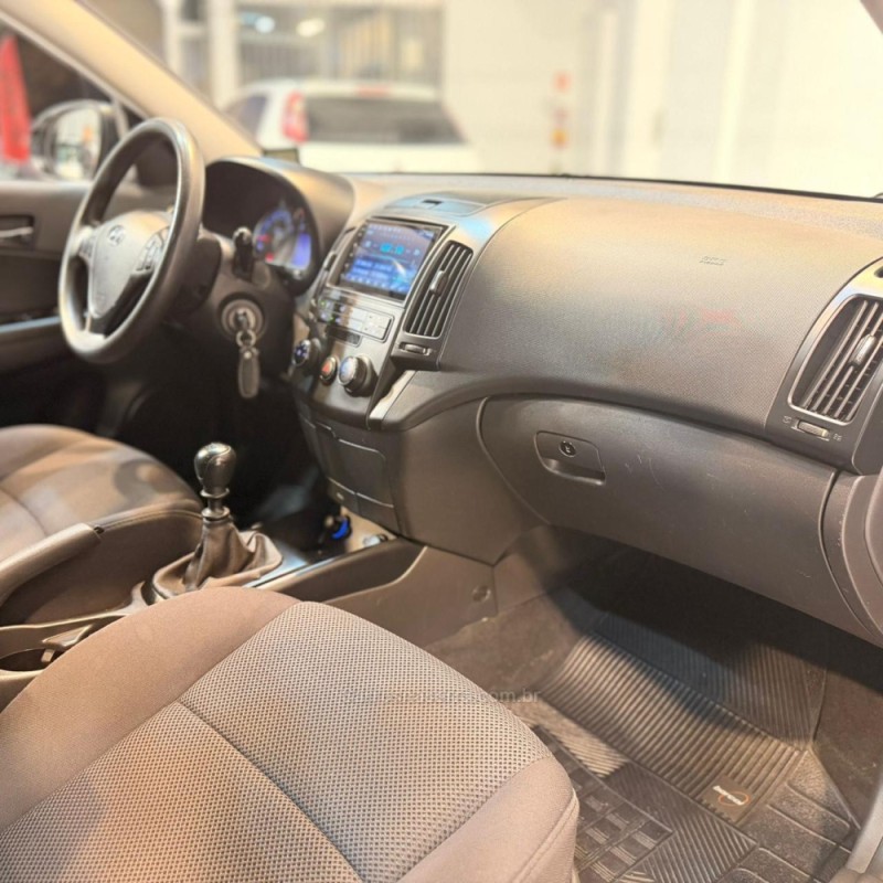 I30 CW 2.0 MPFI GLS 16V GASOLINA 4P MANUAL - 2011 - NOVO HAMBURGO
