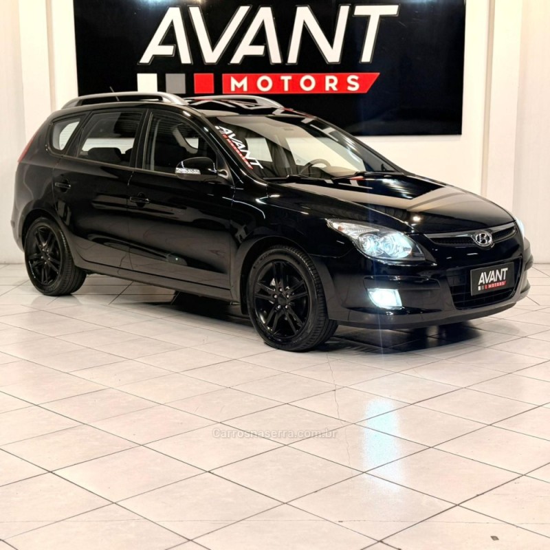 i30 cw 2.0 mpfi gls 16v gasolina 4p manual 2011 novo hamburgo