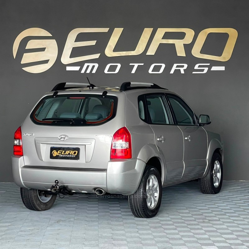 TUCSON 2.0 GL 2WD 16V GASOLINA 4P MANUAL - 2010 - PORTãO