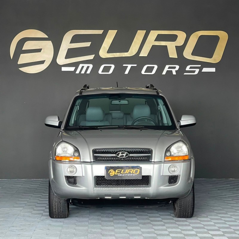 TUCSON 2.0 GL 2WD 16V GASOLINA 4P MANUAL - 2010 - PORTãO