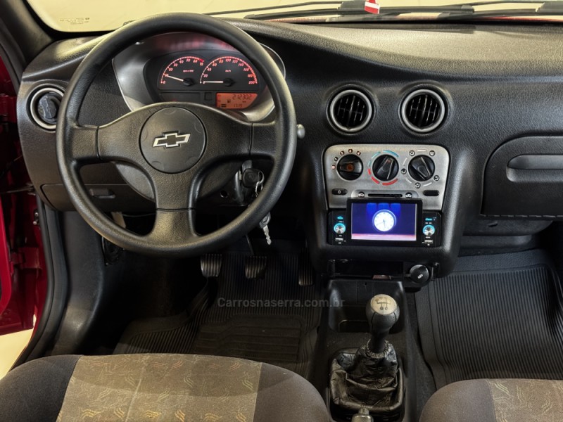 CELTA 1.0 MPFI SUPER 8V FLEX 4P MANUAL - 2003 - DOIS IRMãOS