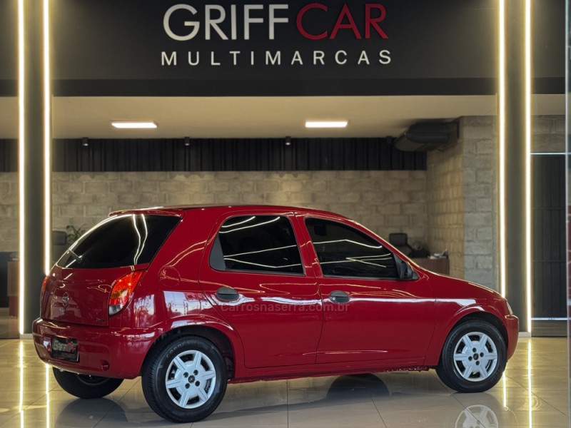 CELTA 1.0 MPFI SUPER 8V FLEX 4P MANUAL - 2003 - DOIS IRMãOS