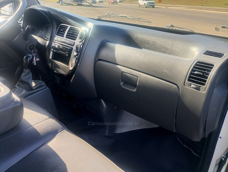 BONGO 2.5 K-2500 4X2 CS TURBO DIESEL 2P MANUAL - 2011 - FARROUPILHA