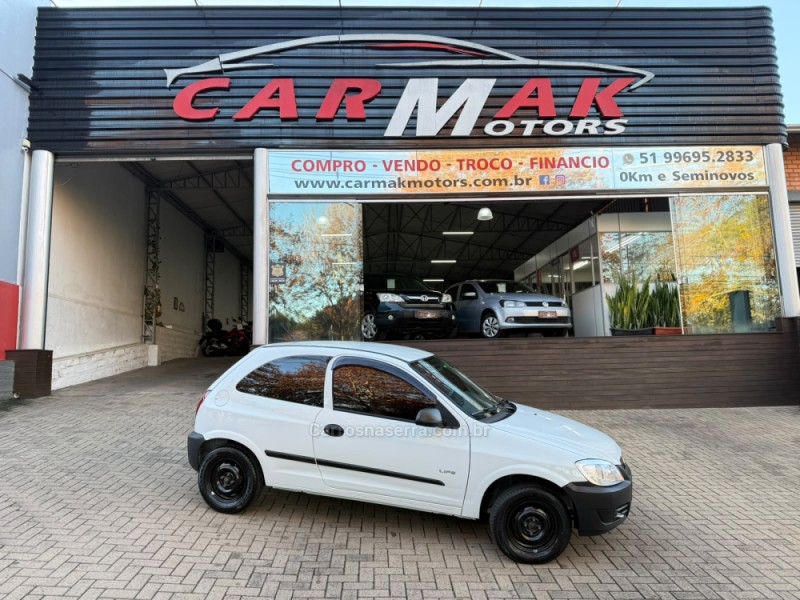 celta 1.0 mpfi life 8v gasolina 2p manual 2010 dois irmaos