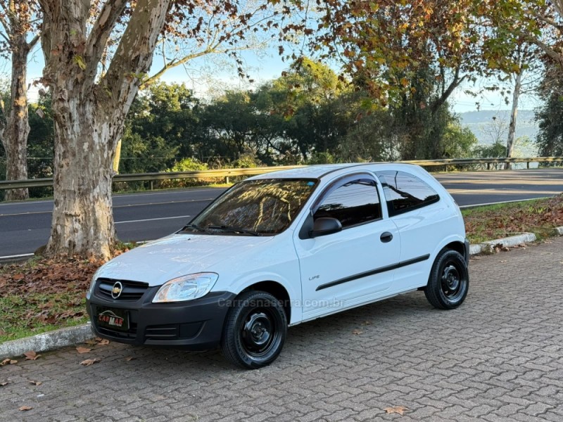 CELTA 1.0 MPFI LIFE 8V GASOLINA 2P MANUAL - 2010 - DOIS IRMãOS