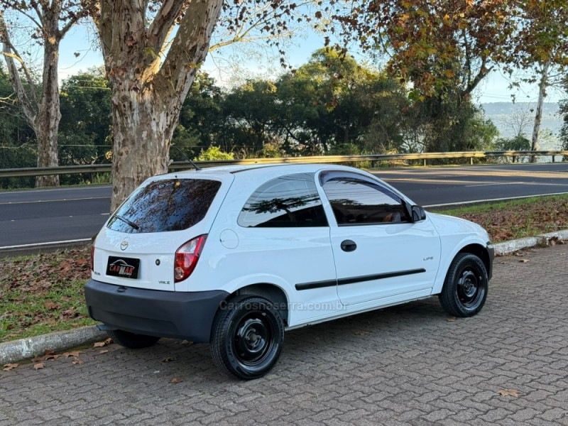 CELTA 1.0 MPFI LIFE 8V GASOLINA 2P MANUAL - 2010 - DOIS IRMãOS