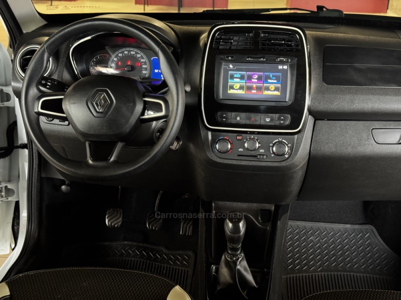 KWID 1.0 12V SCE FLEX INTENSE MANUAL - 2018 - DOIS IRMãOS