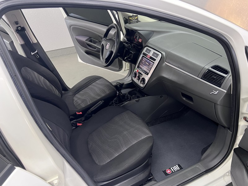 PUNTO 1.4 ATTRACTIVE 8V FLEX 4P MANUAL - 2012 - CAXIAS DO SUL