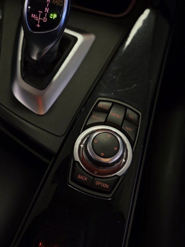 320I 2.0 16V TURBO ACTIVE FLEX 4P AUTOMÁTICO - 2015 - CAXIAS DO SUL