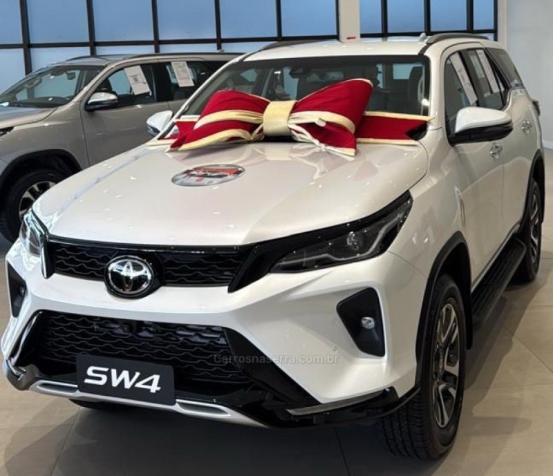 hilux sw4 2.8 4x4 srx platinum turbo 7 lugares diesel 4p automatico 2026 porto alegre