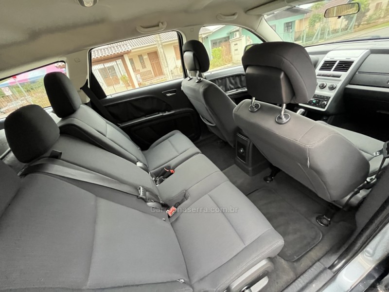 JOURNEY 2.7 SXT V6 GASOLINA 4P AUTOMÁTICO - 2010 - ESTâNCIA VELHA