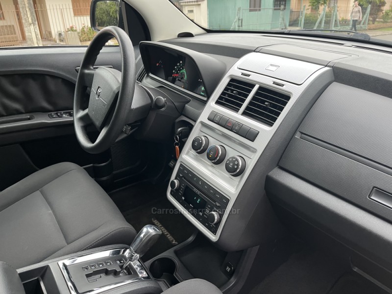 JOURNEY 2.7 SXT V6 GASOLINA 4P AUTOMÁTICO - 2010 - ESTâNCIA VELHA