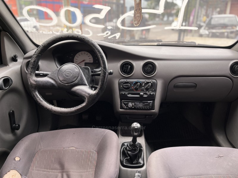 CELTA 1.0 MPFI 8V GASOLINA 2P MANUAL - 2001 - CAXIAS DO SUL